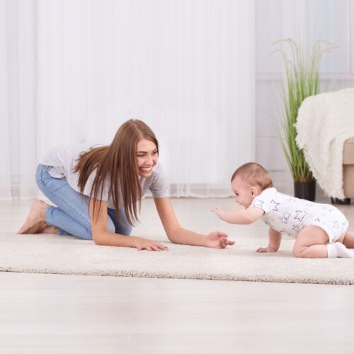 how to encourage baby to crawl